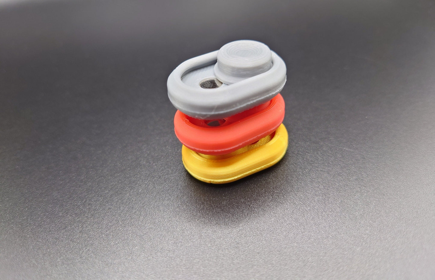 3D Printed Magnetic Thumb Fidget