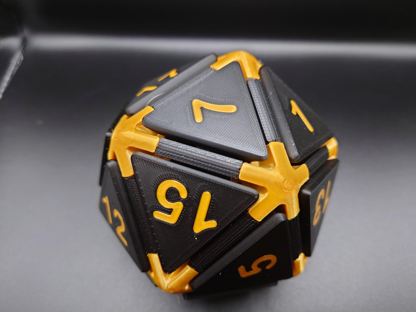 D20 Dice 3d Printed fidget Clicker, DND Die Keyboard Switch Desk Toy