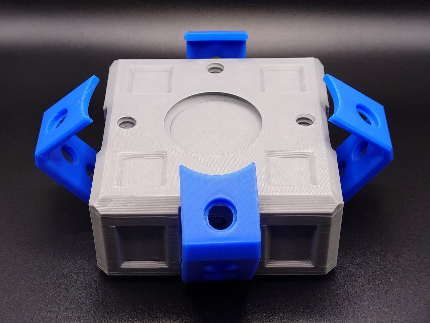 3D Printed Annoying Gift Box