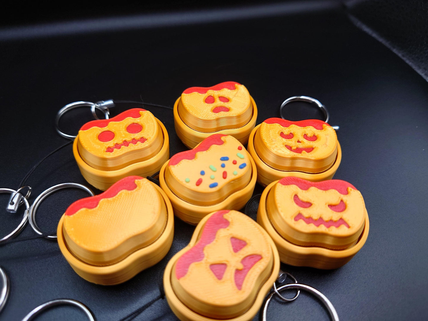 Clicky Toffee Apple Toy - 3D Printed Keyboard switch Fidget Keyring Candy Apple