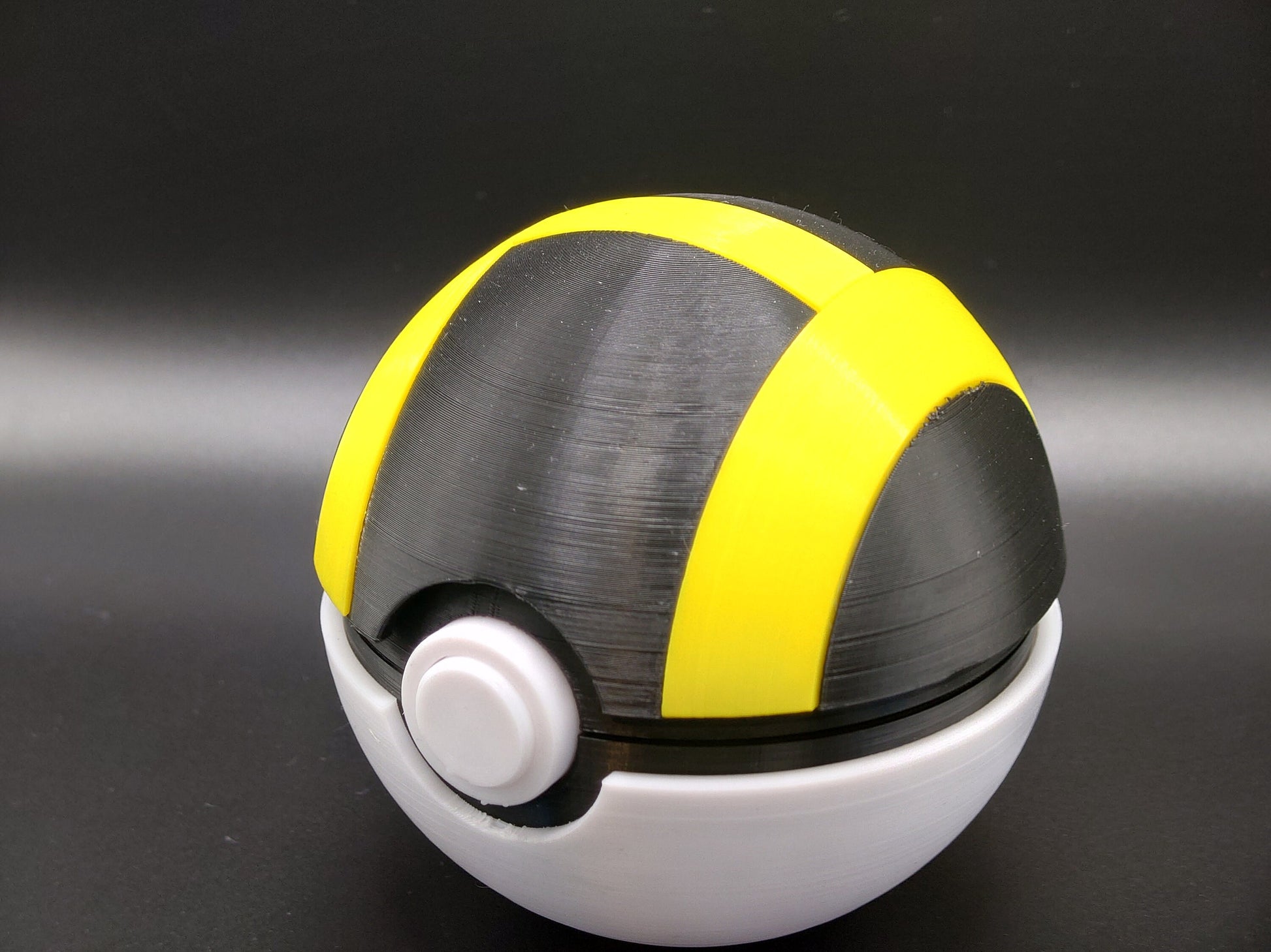 Pokemon Ultra Ball Nintendo Switch / switch 2 Game Card & Micro SD Holder